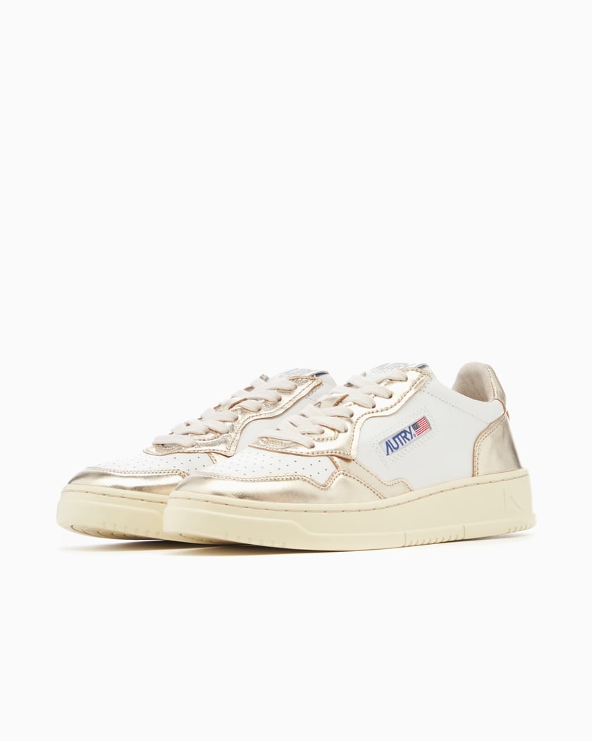Autry Women's Medalist Low Leather White AULWWB16 | FOOTDISTRICT