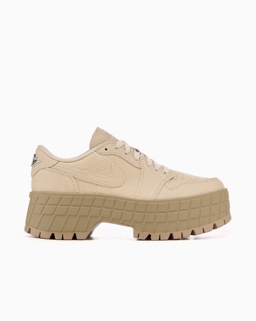 Air Jordan Women's 1 Brooklyn Low Bege HF3184-200 | FOOTDISTRICT