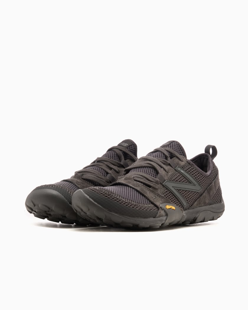 New Balance MT10 OAC Vibram Black MT10OAC | FOOTDISTRICT