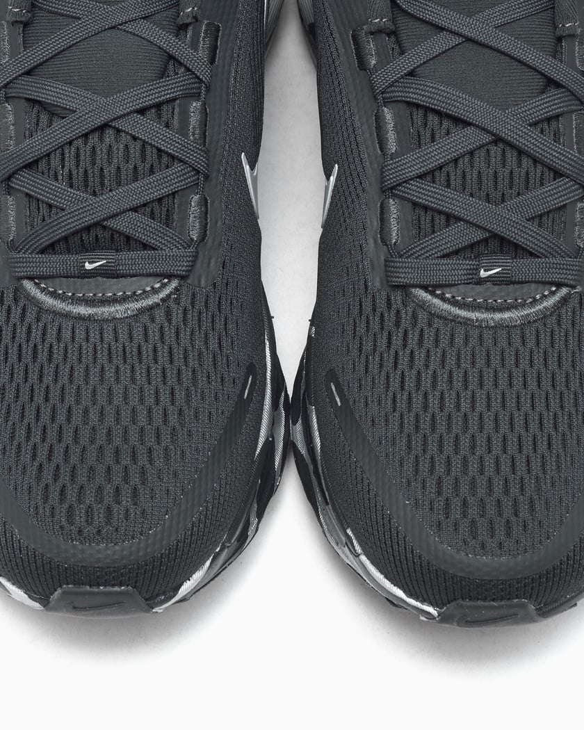 Nike Vomero 18 ブラック 27cm Nike Vomero 18 “Black” スニーカー | ブラック | FARFETCH JP