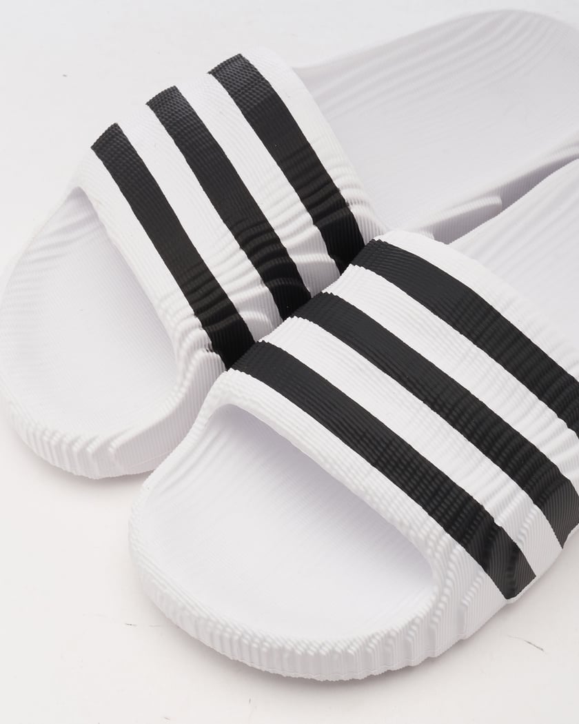 adidas Originals Adilette 22 Zwart Wit IF3668 FOOTDISTRICT