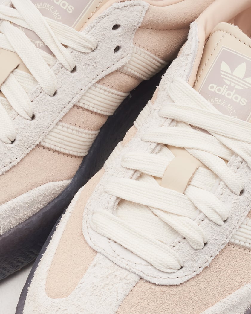 Zapatillas adidas beige mujer hot sale