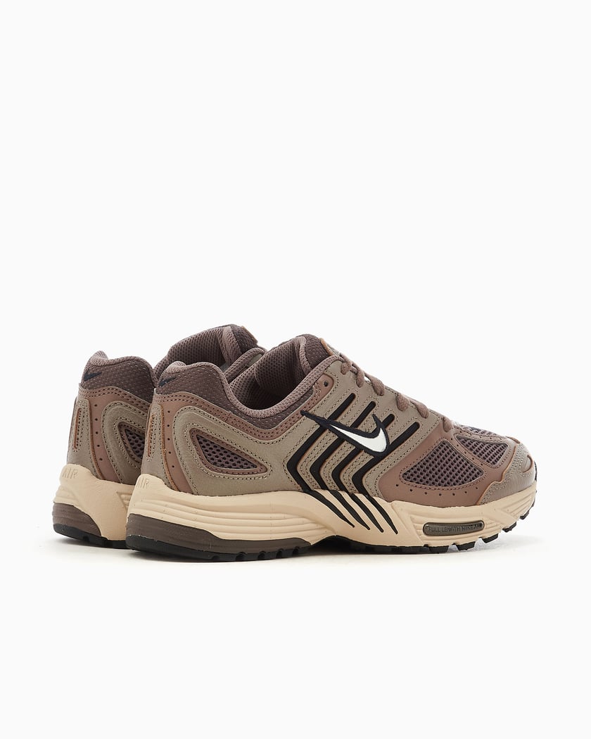 Nike Women s Air Pegasus 2005 C.O.R. Mink Brown Marrone HQ5725 200 FOOTDISTRICT
