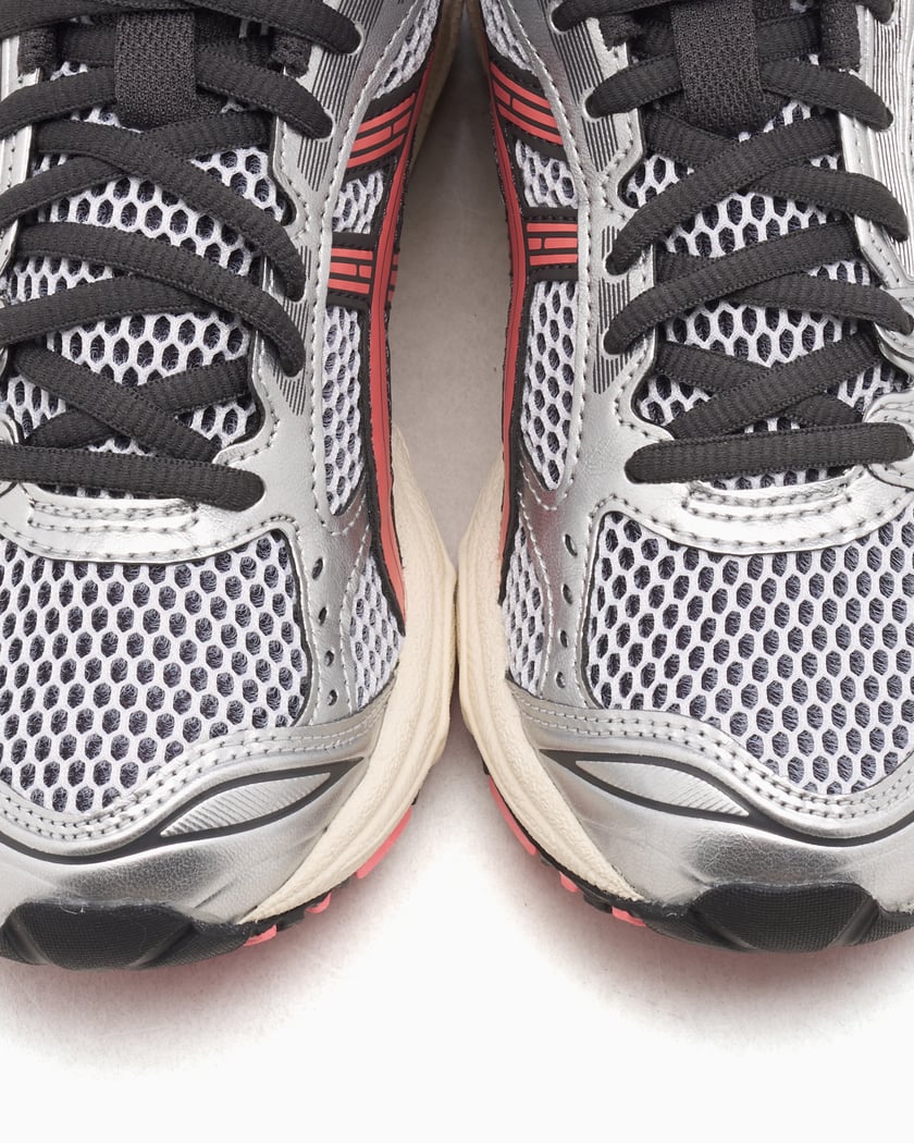 スニーカー asics SS25 'Gel Kayano 14' sneakers (1203A740 101) ASICS Gel-Kayano™ 14 Silver colored 1203A740-101 | FOOTDISTRICT