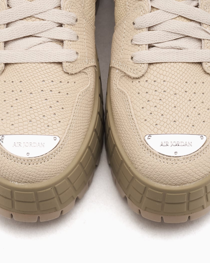 Air Jordan Women's 1 Brooklyn Low Beige HF3184-200 | FOOTDISTRICT