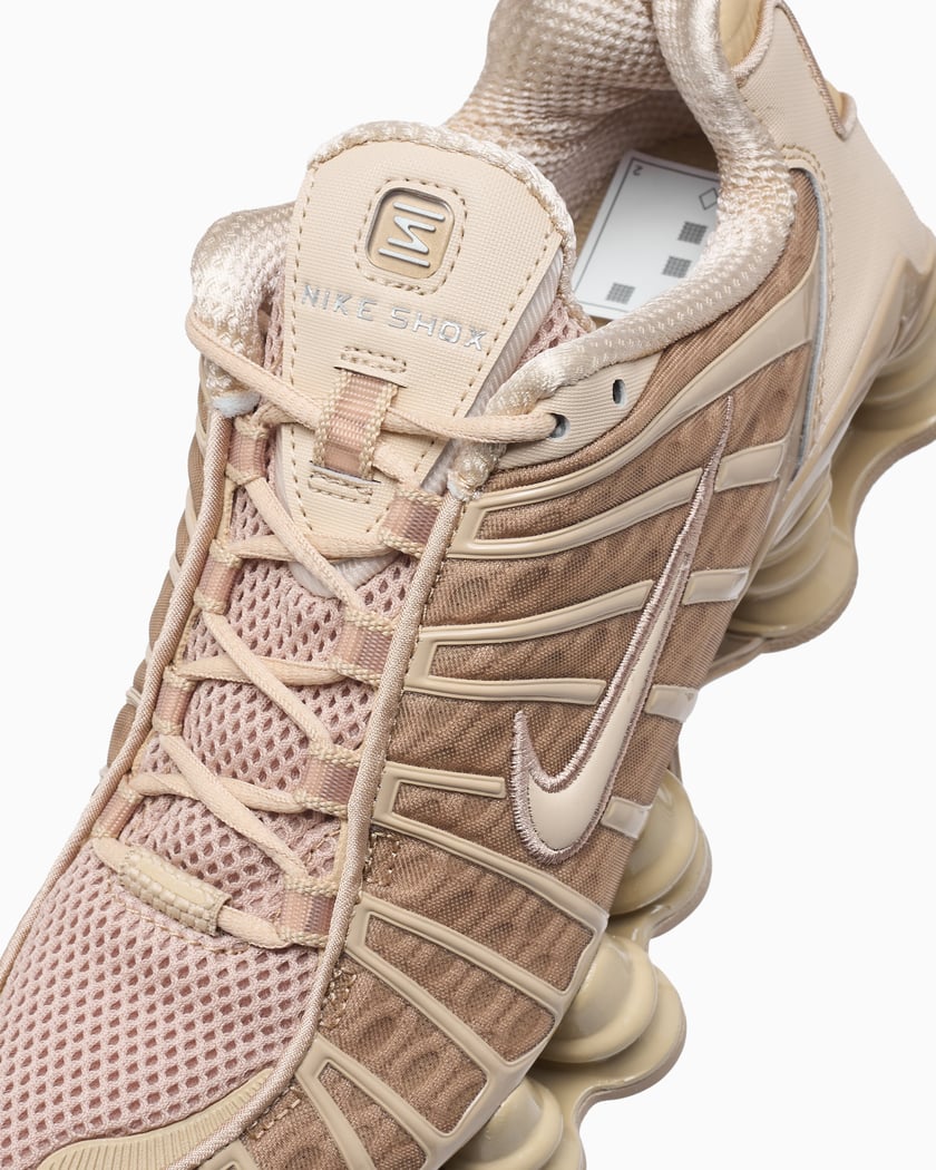 Nike Women's Shox TL Brown AR3566-203 | FOOTDISTRICT