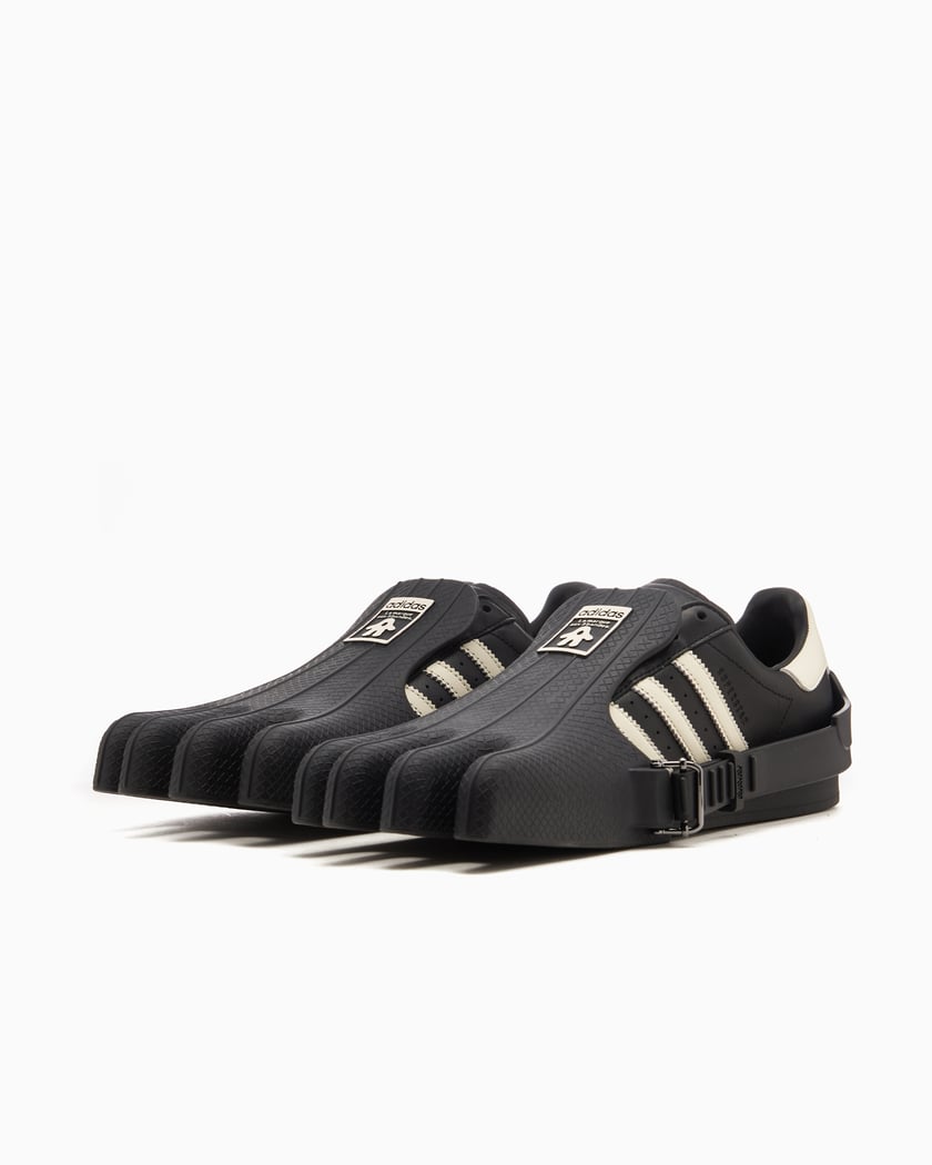 adidas Originals x AVAVAV Women s Superfinger Superstar