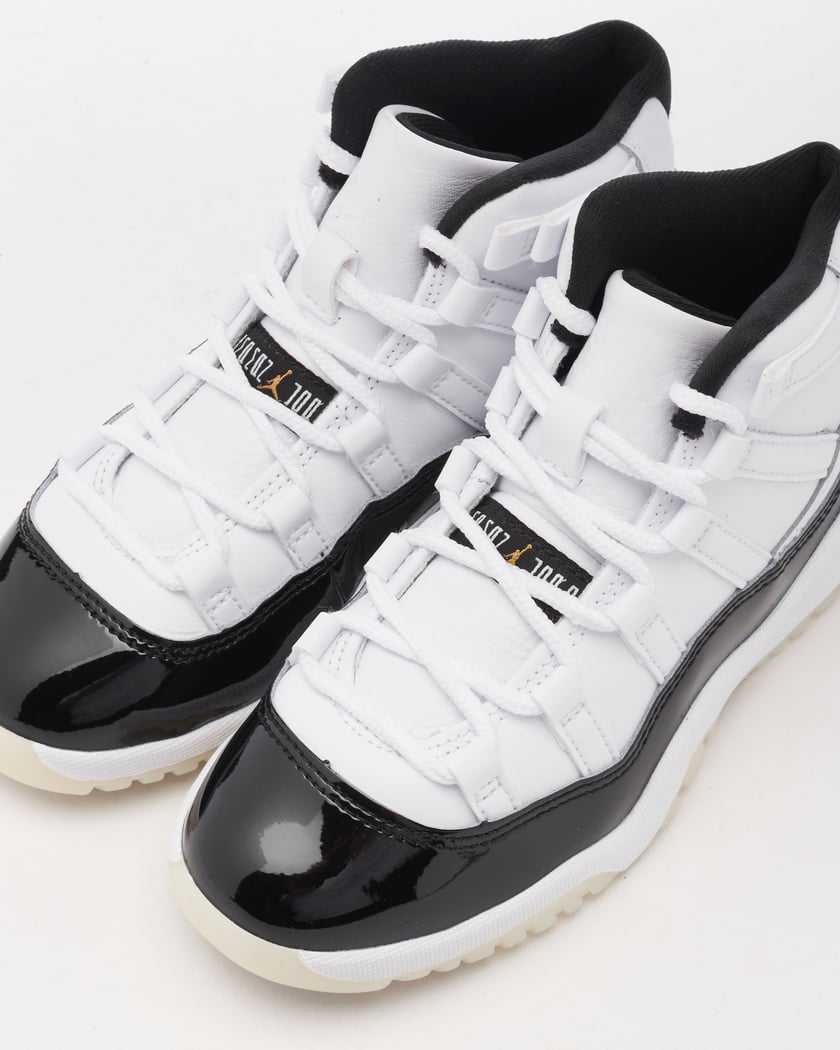 Air jordan sale 11 preto