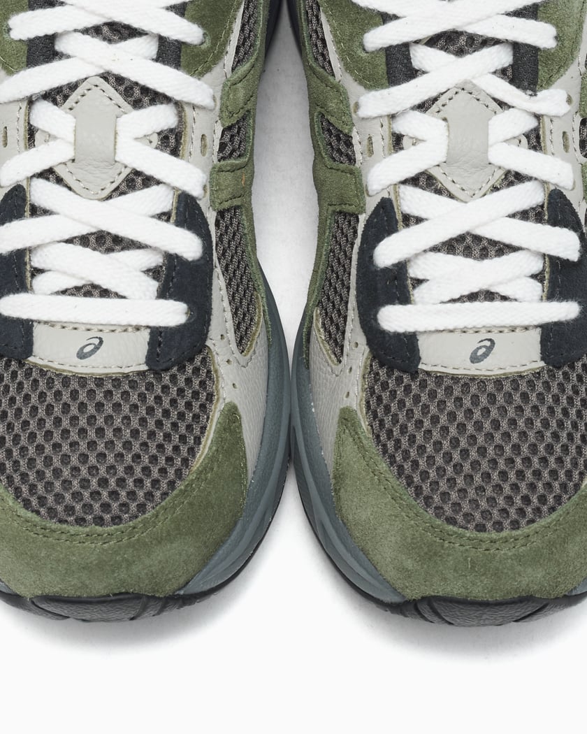 ASICS Gel-1130™ Suede Verde 1203A548-300 FOOTDISTRICT