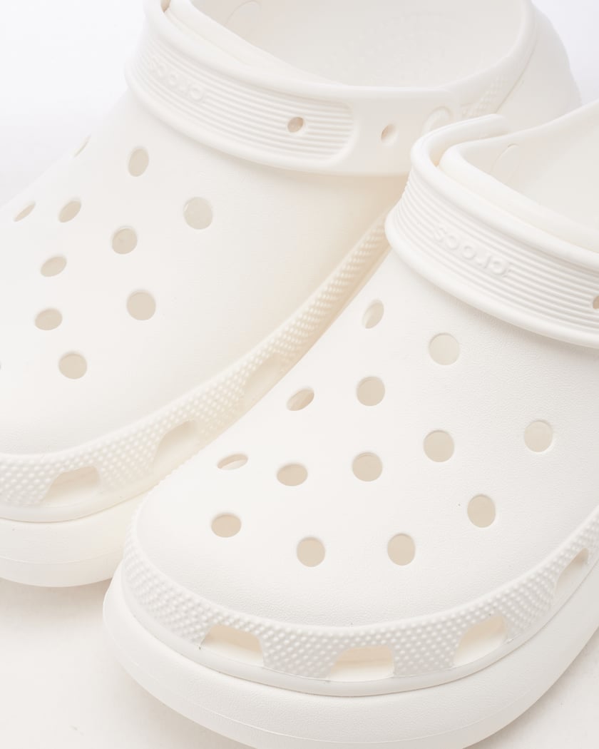 All white clogs 2025