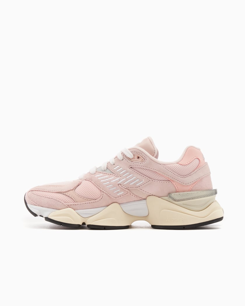 New Balance U9060 CSP Rosa U9060CSP Compre Online en FOOTDISTRICT