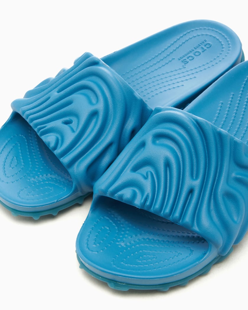 Croc flip flops sale clearance
