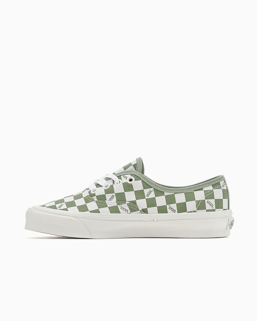 Vans authentic store checkerboard og
