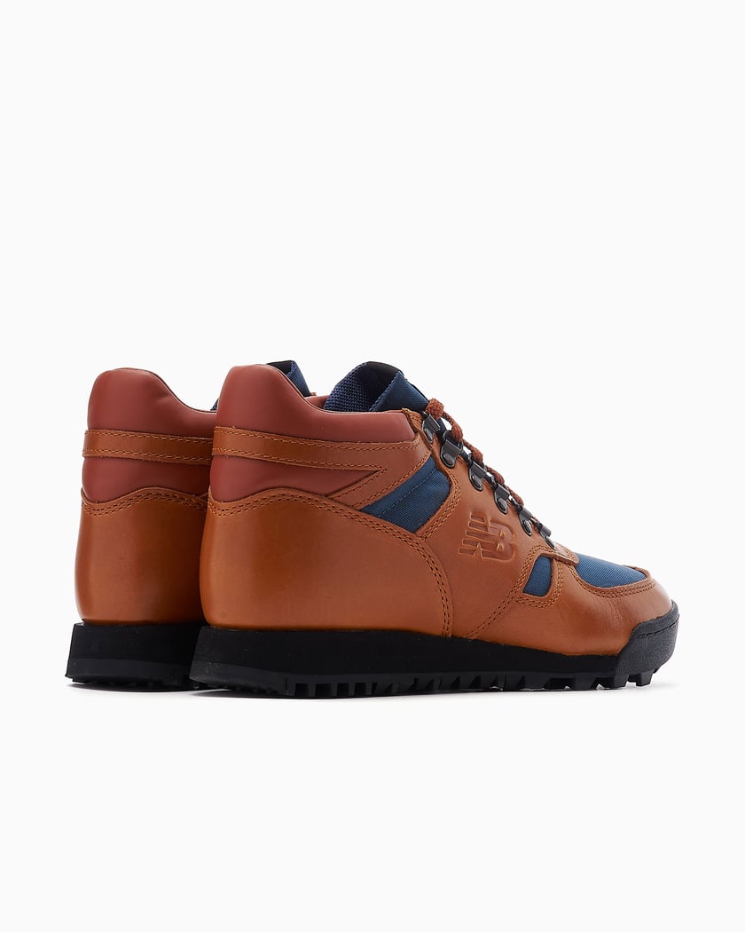 New balance rainier hot sale moda sneaker boot