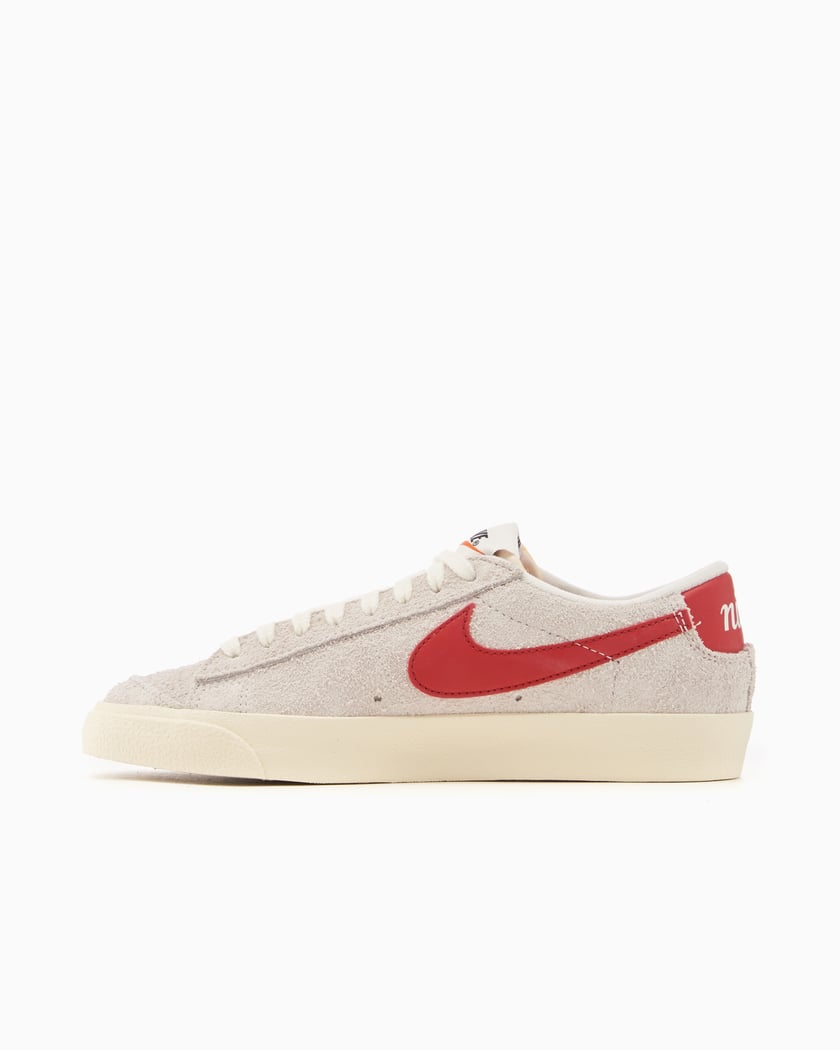 Nike Women's Blazer Low '77 Vintage