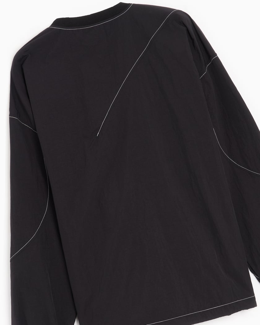 TIME IS ON MAC LOWLY CLASSIC JUMPER 黒