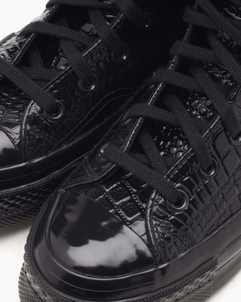 Converse Women s Chuck 70 Plus X High Leather Schwarz A09381C FOOTDISTRICT