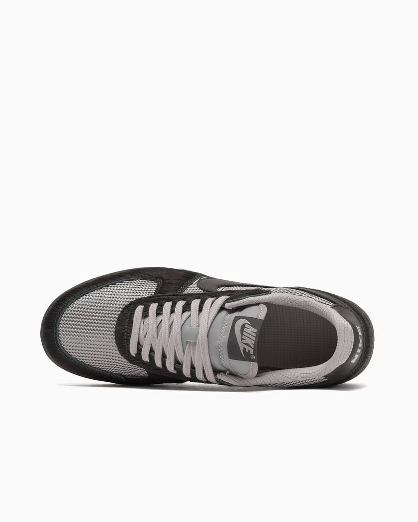 womens grey and black nike shoes