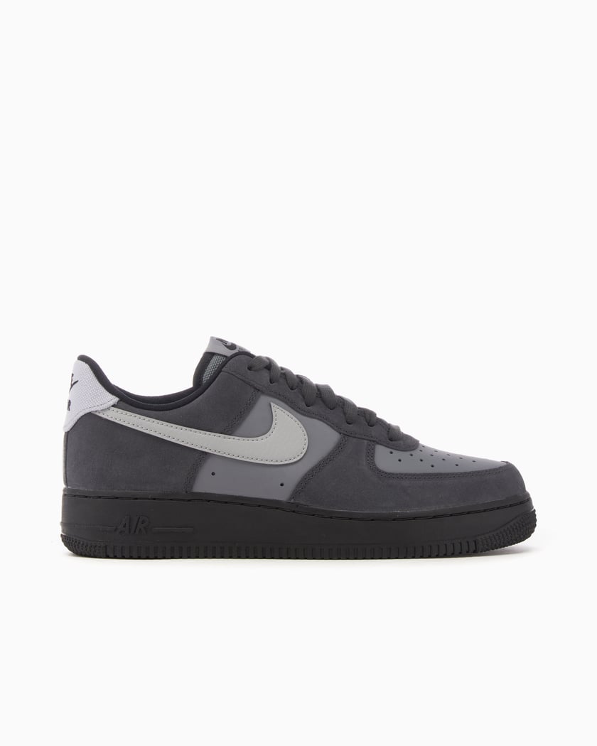 Nike Air Force 1 LV8 Zwart Grijs CW7584 001 FOOTDISTRICT