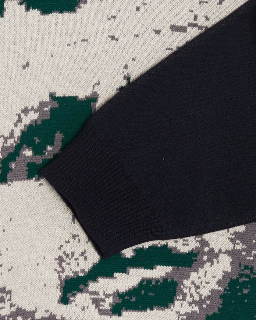 Pleasures hotsell camo hoodie