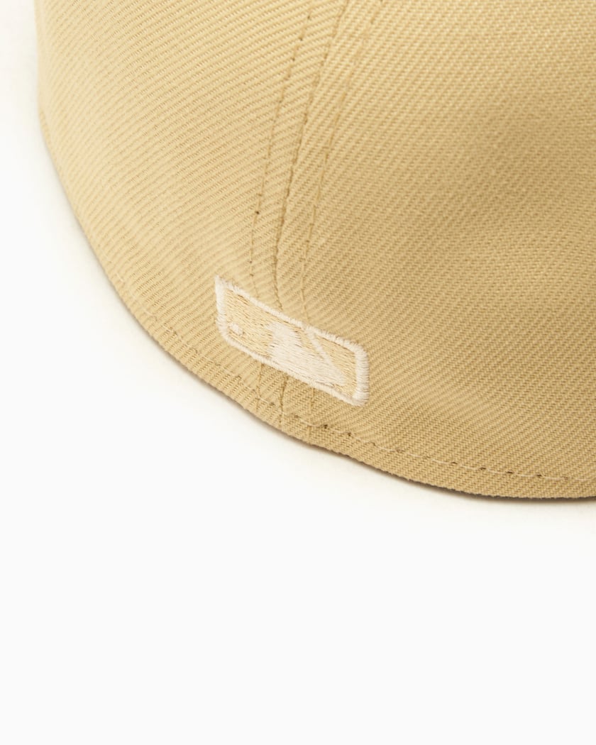 New Era New York Yankees MLB 59FIFTY Unisex Raffia Front Cap New Era New York Yankees MLB 59FIFTY Unisex Raffia Front Cap