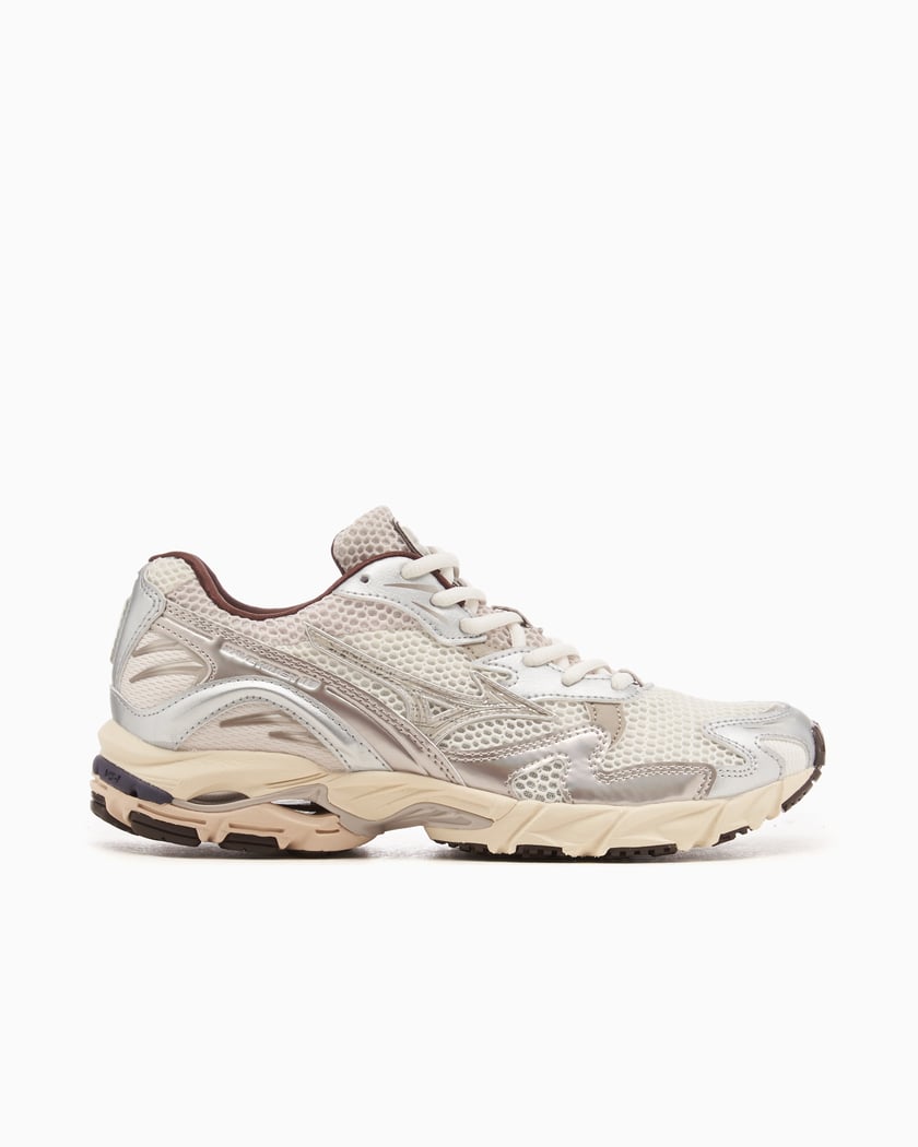 Mizuno Wave Rider 10 Silver colored D1GA2431 03 FOOTDISTRICT