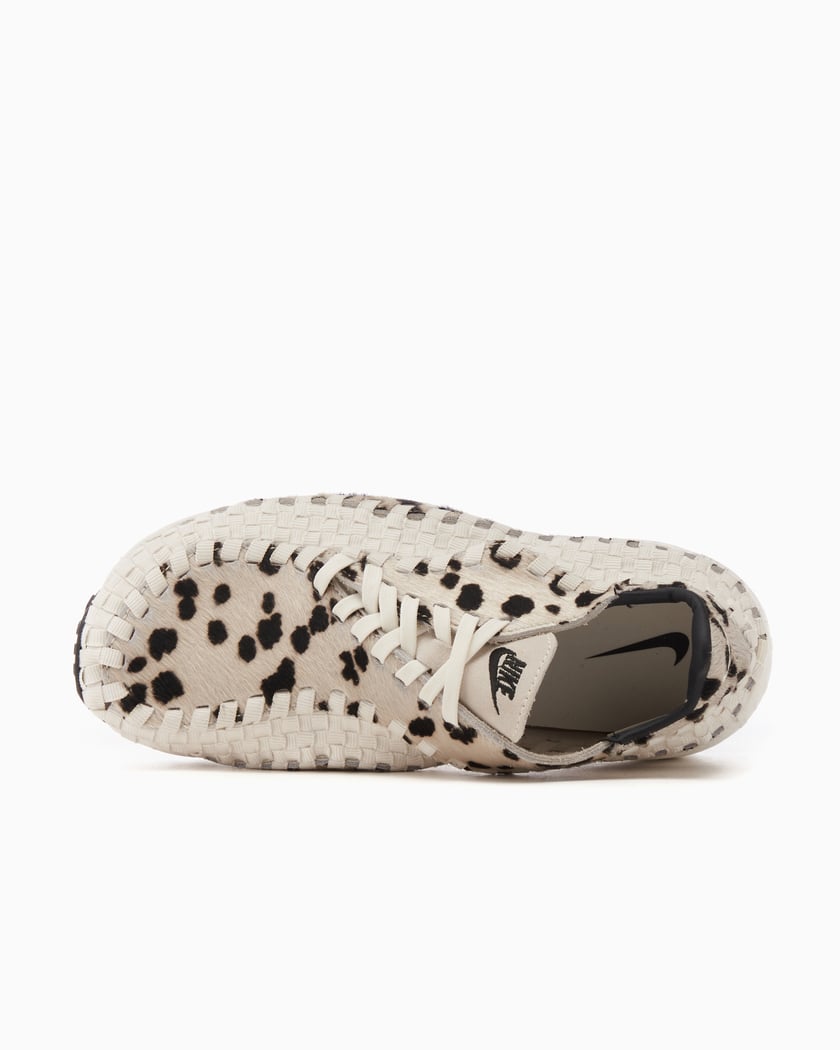 Nike woven slip clearance on
