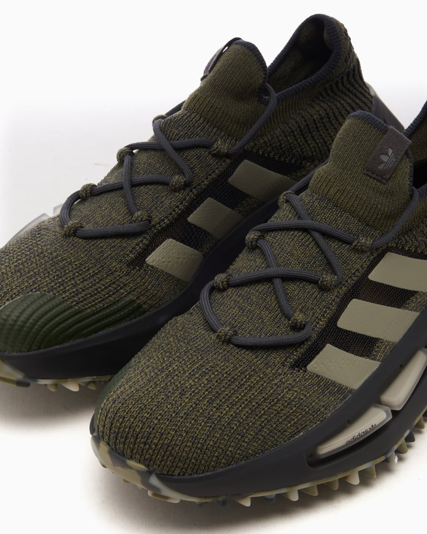 Sapatilhas nmd store