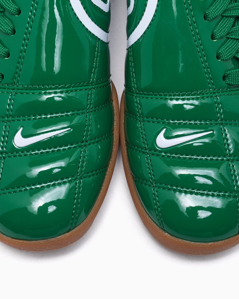 Nike Women's Total 90 Green IB5666-300 | FOOTDISTRICT