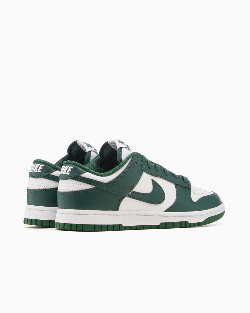 nike low dunk michigan state