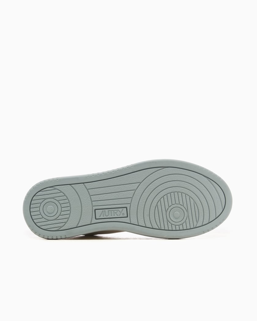 Autry Women's Medalist Low Leather Blue AULWWB56 | FOOTDISTRICT Autry Women's Medalist Low Leather Blue AULWWB56 | FOOTDISTRICT