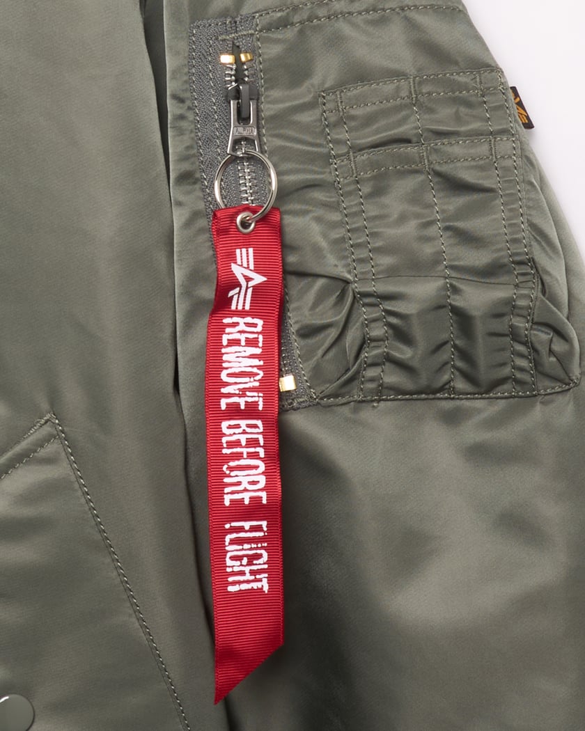 Alpha Industries MA 1 Men s Bomber Vert 100101 432 FOOTDISTRICT