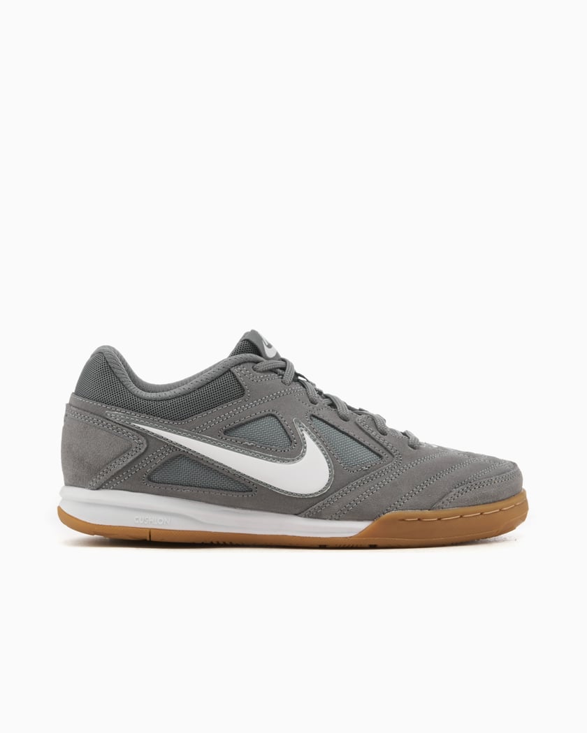 Nike Gato Gris HQ6020-001 FOOTDISTRICT