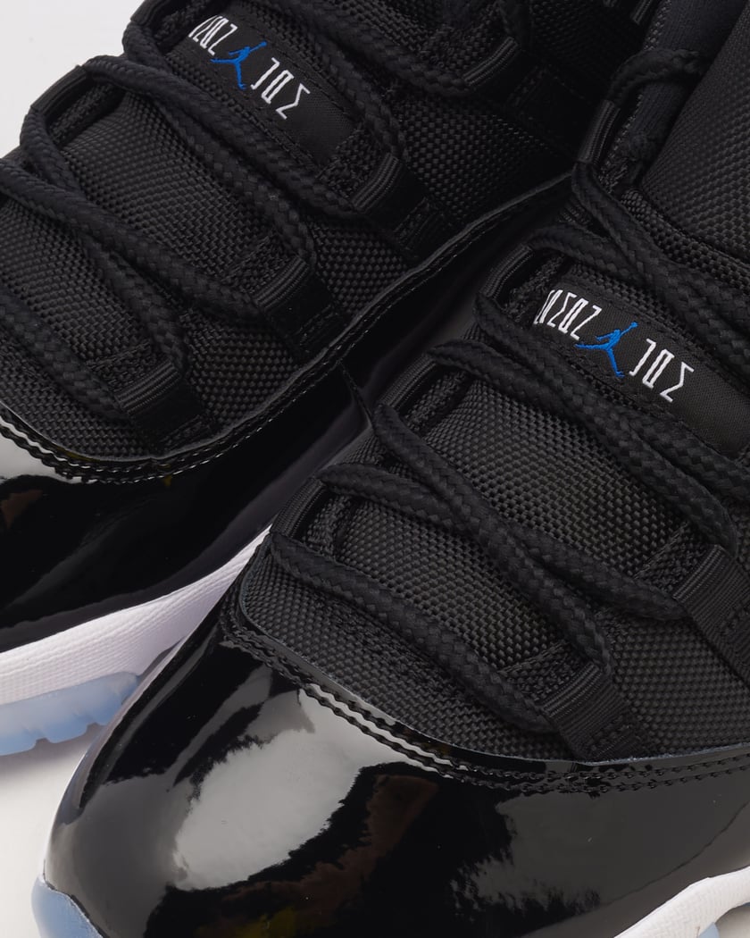 Jordan 11 space jam size 5 top