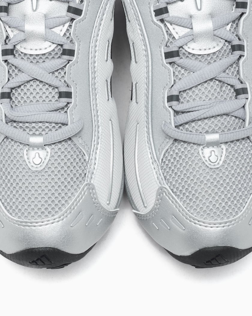 adidas Originals Megaride O1 Silver colored JR3678