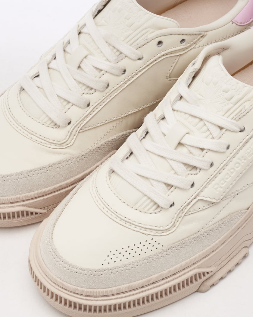 Reebok uo exclusive clearance