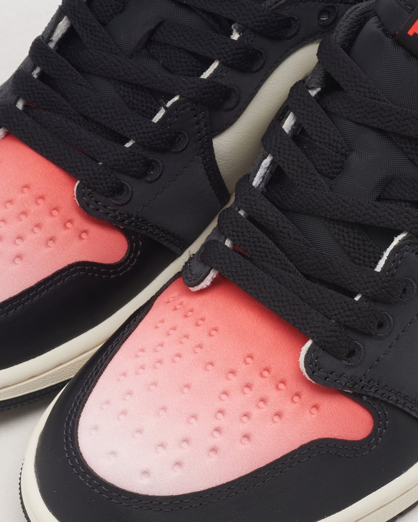 Air Jordan x PSG Retro Low Multi HF8828 100 FOOTDISTRICT