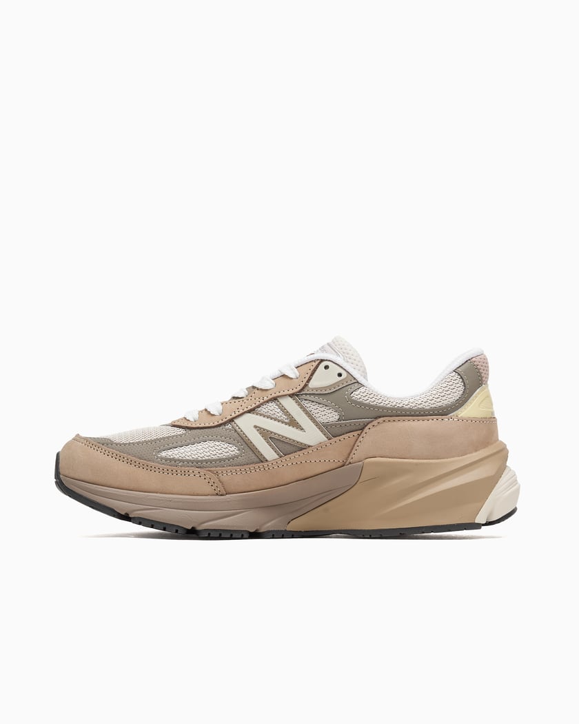 New Balance U990v6 SG6 