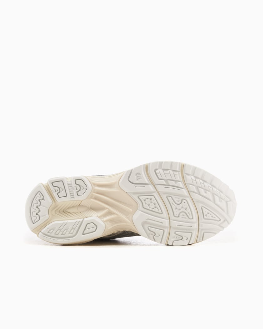 ASICS x Min Nano Gel Nimbus 10.1 Silver colored 1203A673 100 FOOTDISTRICT