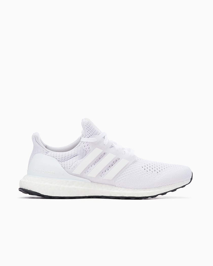 Adidas ultra boost 2025 foot district 56
