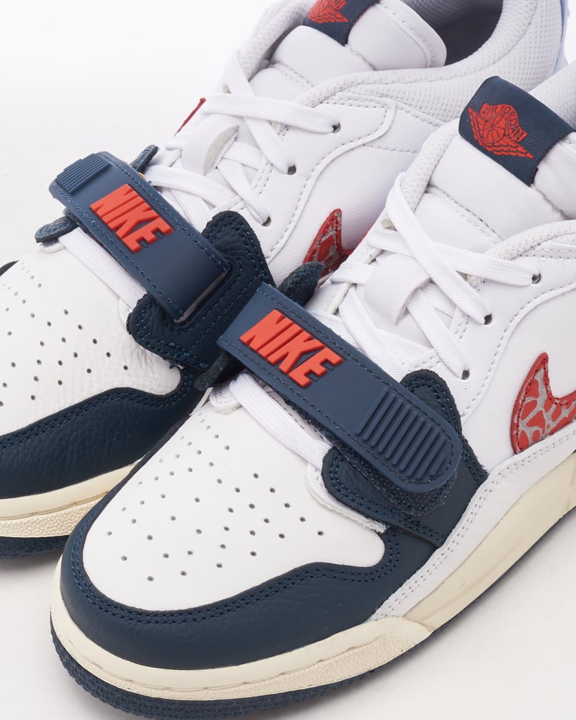 Red jordan legacy cheap