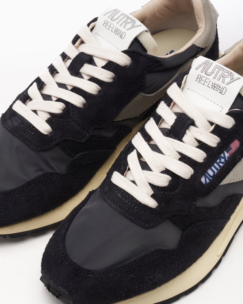 Autry Women's Reelwind Low Black WWLWNC05 | FOOTDISTRICT