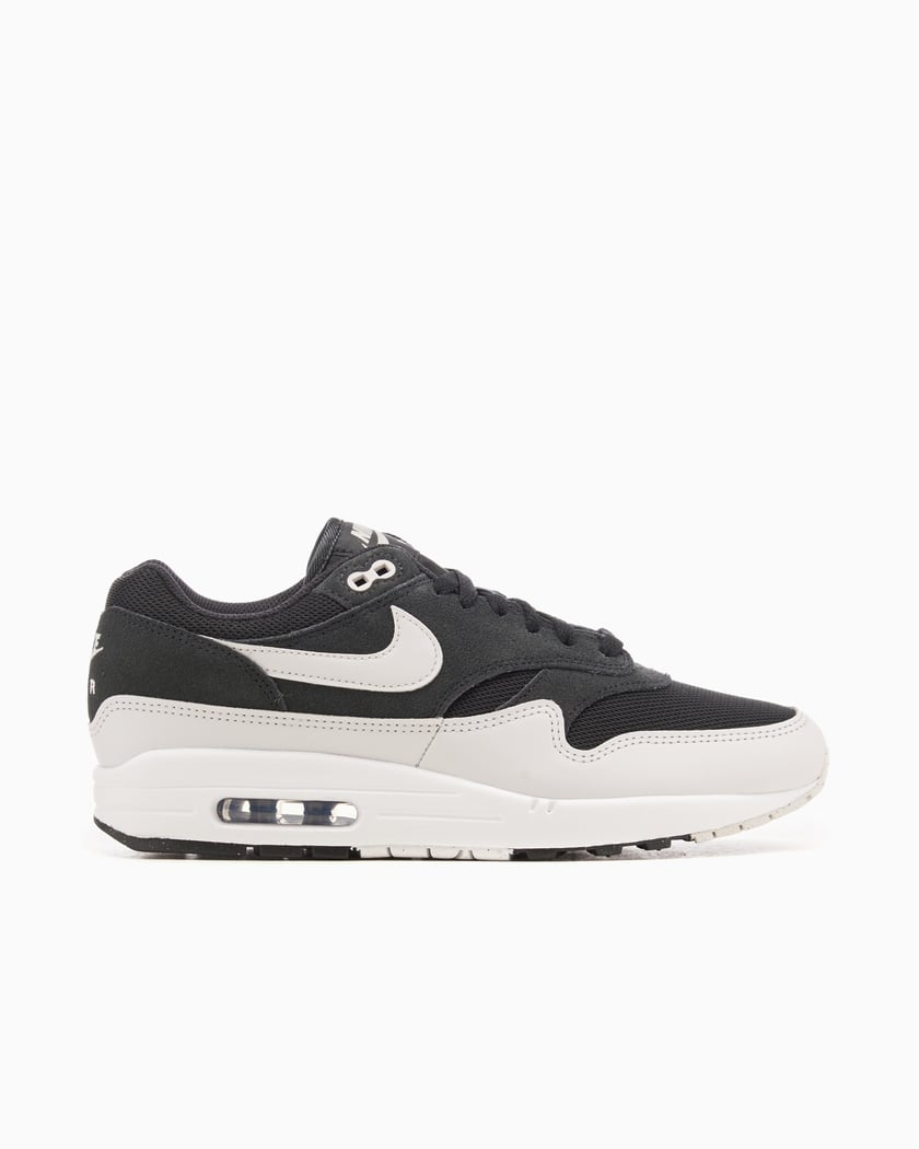 Nike Air Max Essential Negro FZ5808-007 FOOTDISTRICT