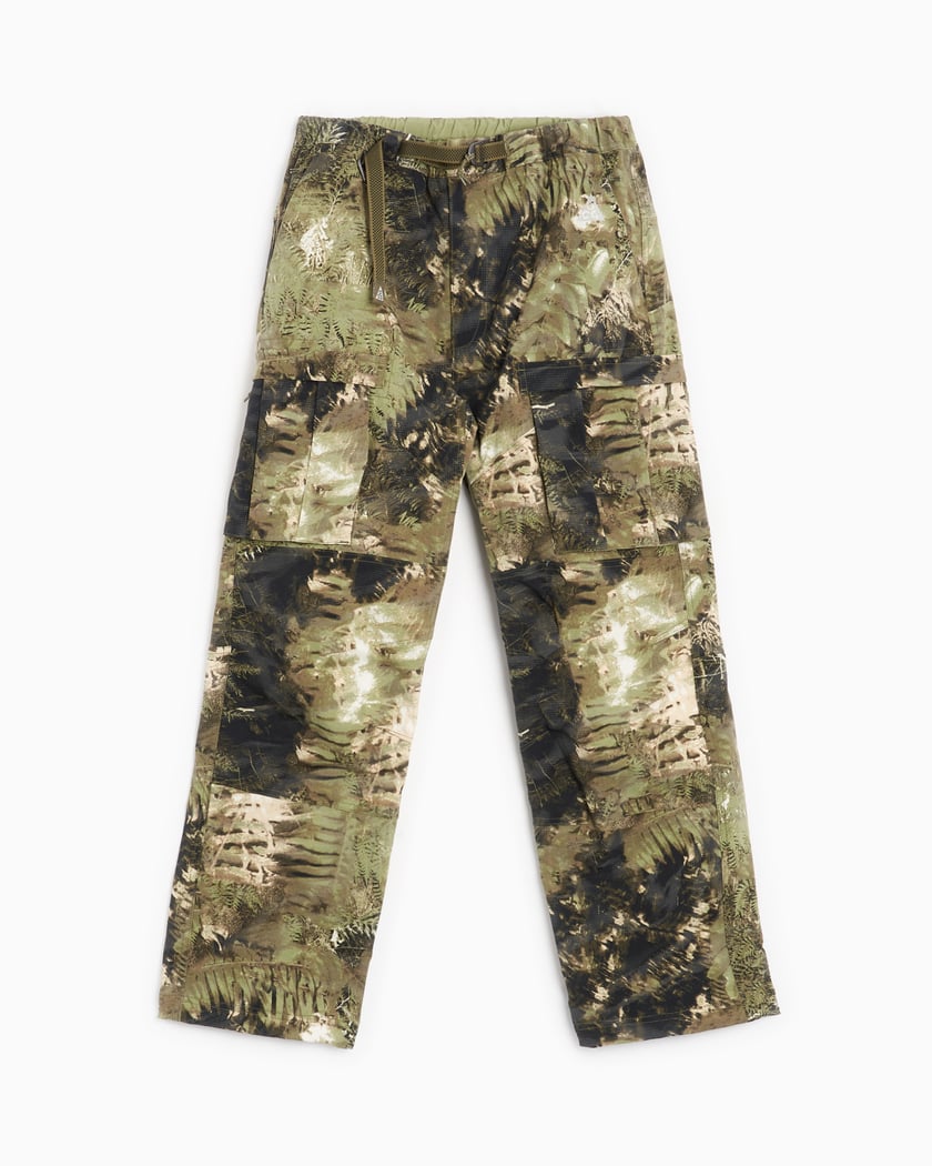 Nike ACG Smith Summit Men s Allover Print Cargo Pants Verde FB8199 386 FOOTDISTRICT