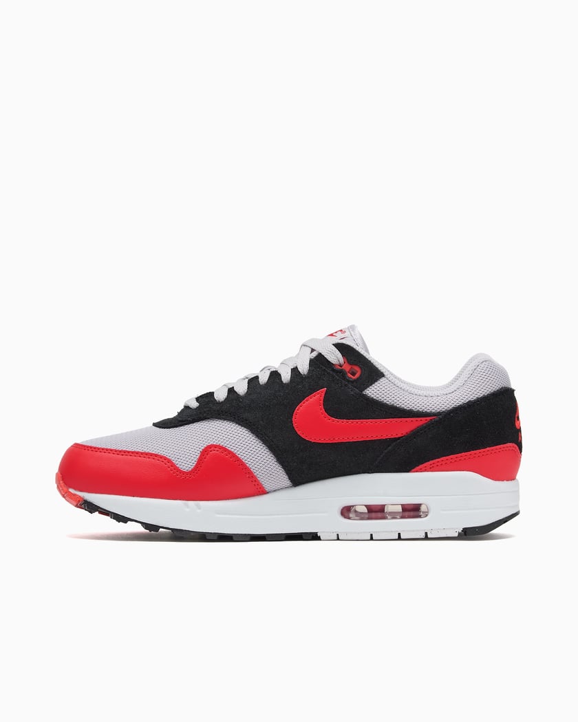 air max 1 red and black