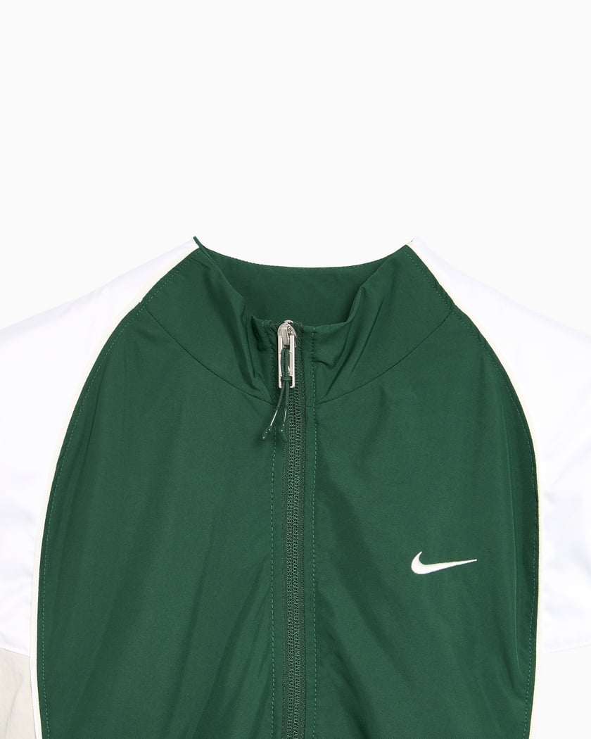 nike windbreaker cropped
