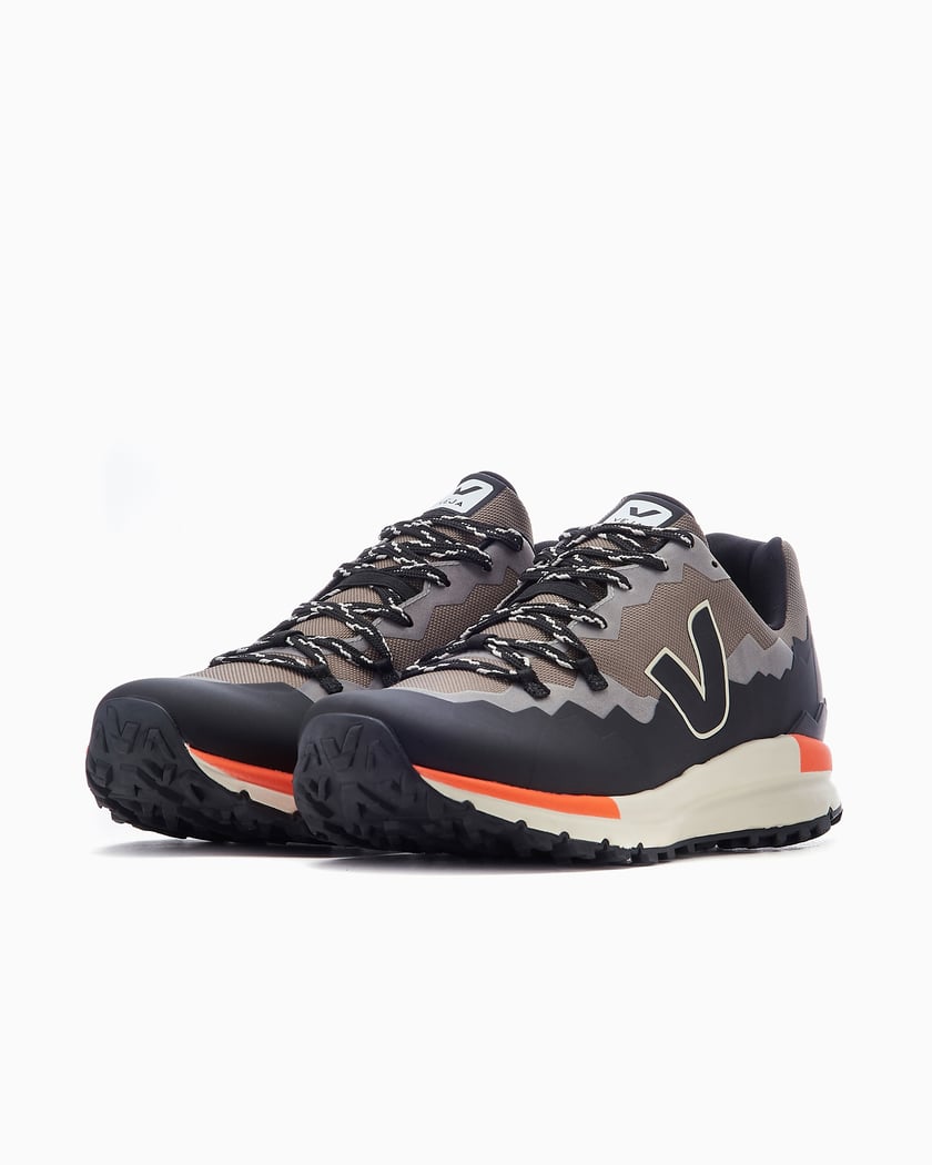 FITZ ROY TREK-SHELL BASALTE BLACK | VEJA