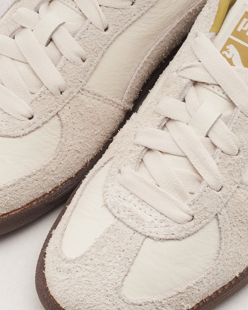 Beige puma sneakers clearance