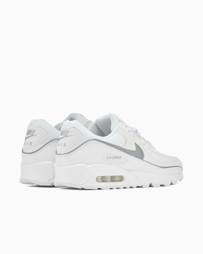 youth white nike air max 90