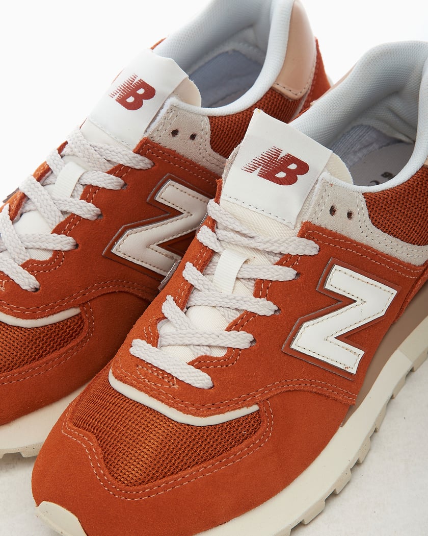 Zapatillas new balance color rojo 2025